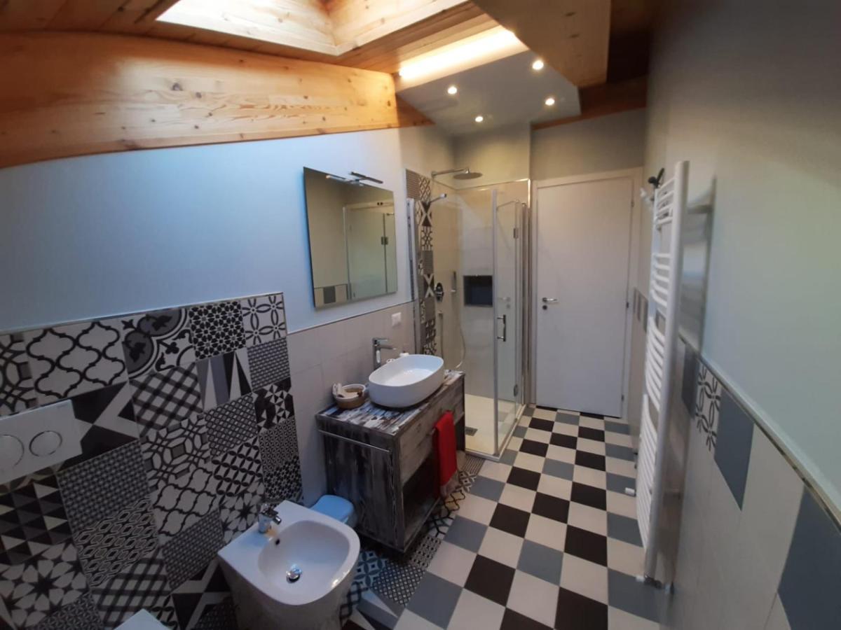 Loft 29 mansardato con ampio terrazzo Bussoleno Esterno foto