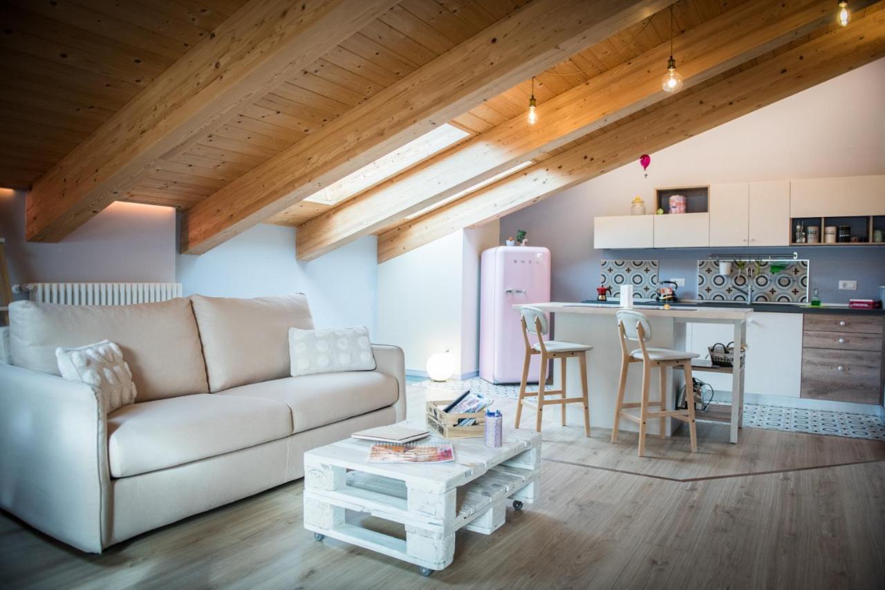 Loft 29 mansardato con ampio terrazzo Bussoleno Esterno foto